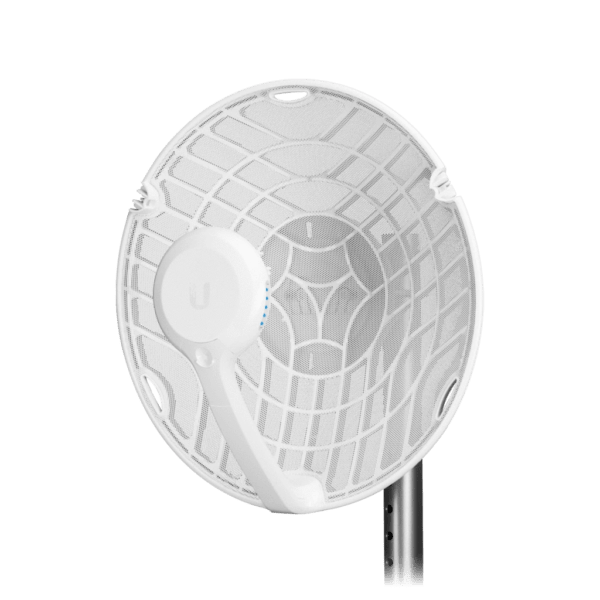 AirFiber 60 front angle with pole