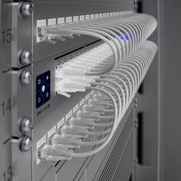 Ubiquiti UniFi Switch Pro Max 48 PoE, 720W PoE budget